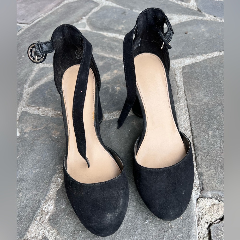Black suede heels